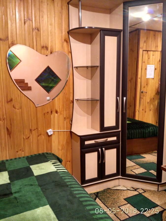 Kitech Guest House Oldenburg Bagian luar foto